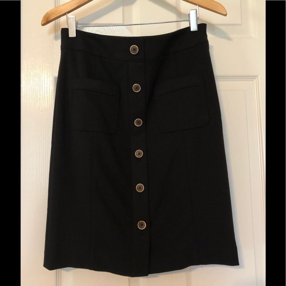 New Banana Republic Black Skirt sz 8